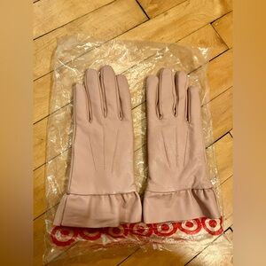 NWOT Blush Pink Leather Gloves
